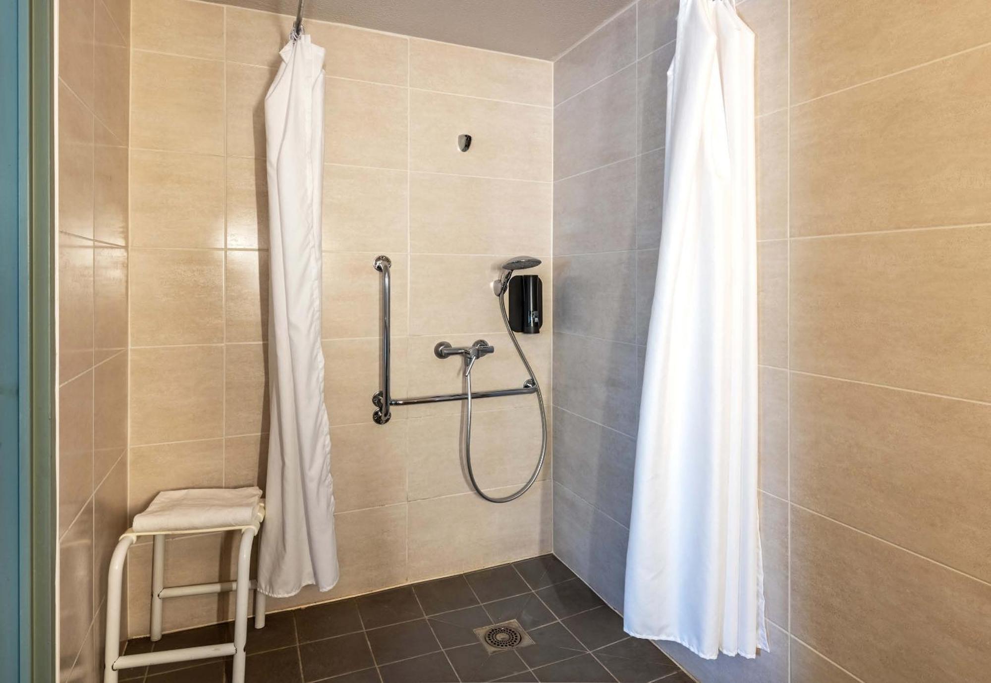 B&B Hotel Morlaix Saint-Martin-des-Champs  Exteriér fotografie